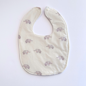 babero, abero hecho a mano, babero rizo de toalla