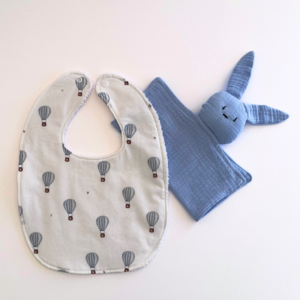 babero, babero rizo de toalla